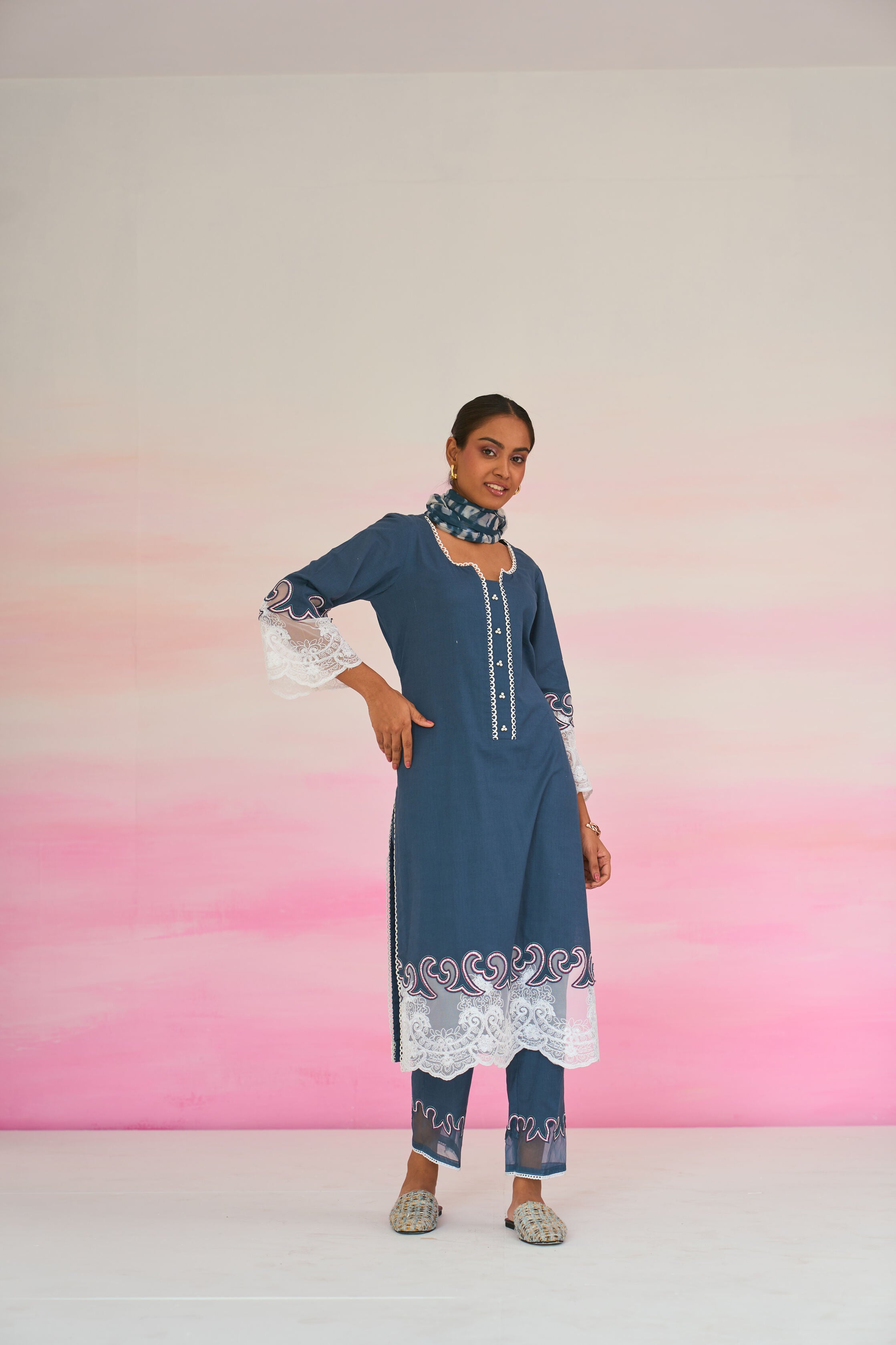 DORI KURTA SET