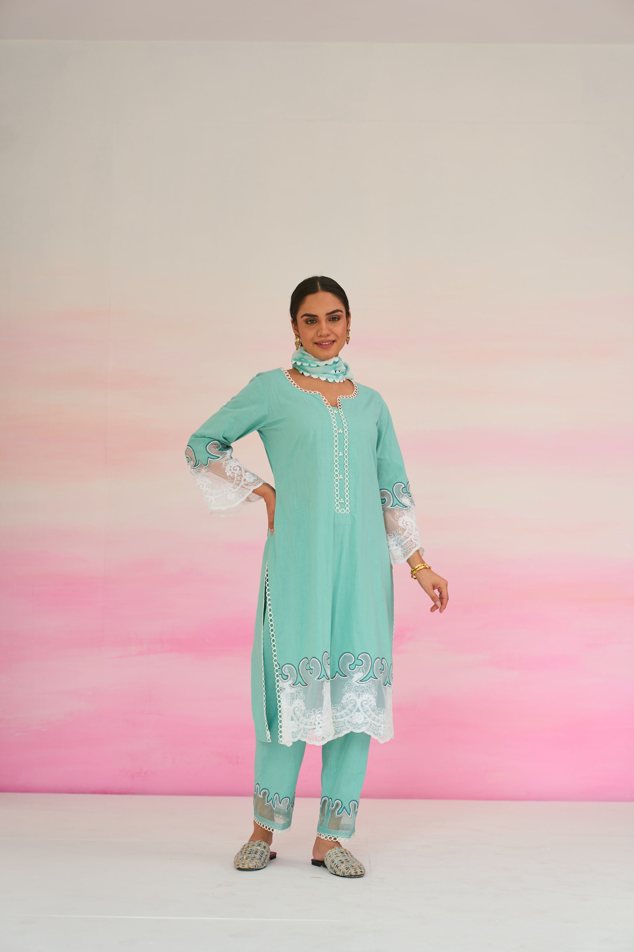 DORI KURTA SET