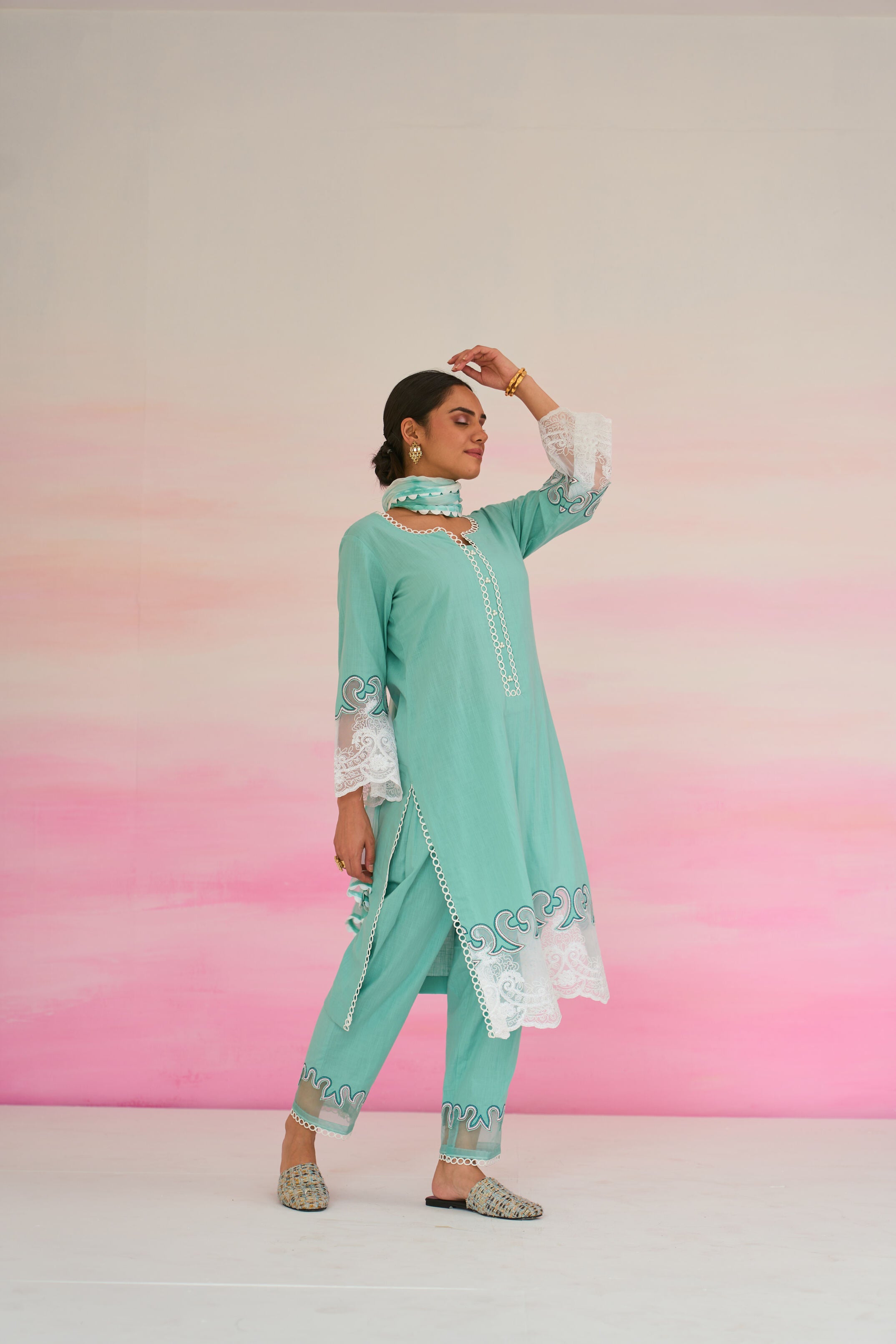 DORI KURTA SET